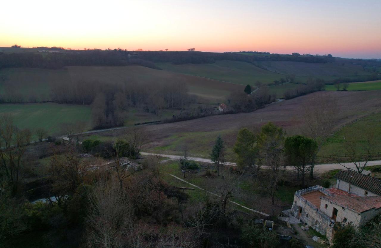 Grand Gite Les Cabanes De Fallot Pour 19 Personnes - Piscine Naturelle L'isle-Bouzon Esterno foto