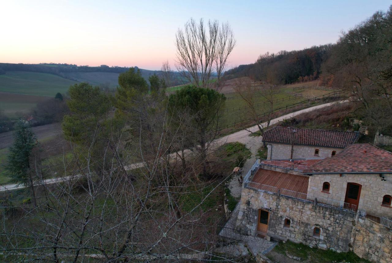 Grand Gite Les Cabanes De Fallot Pour 19 Personnes - Piscine Naturelle L'isle-Bouzon Esterno foto